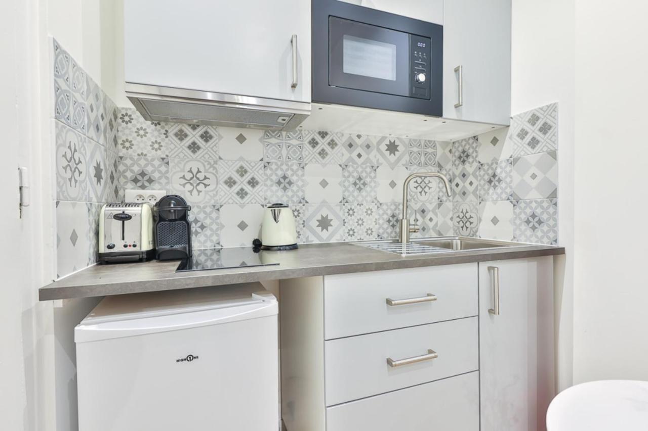 Charming Studio - 2P - Eiffel Tower Париж Екстериор снимка