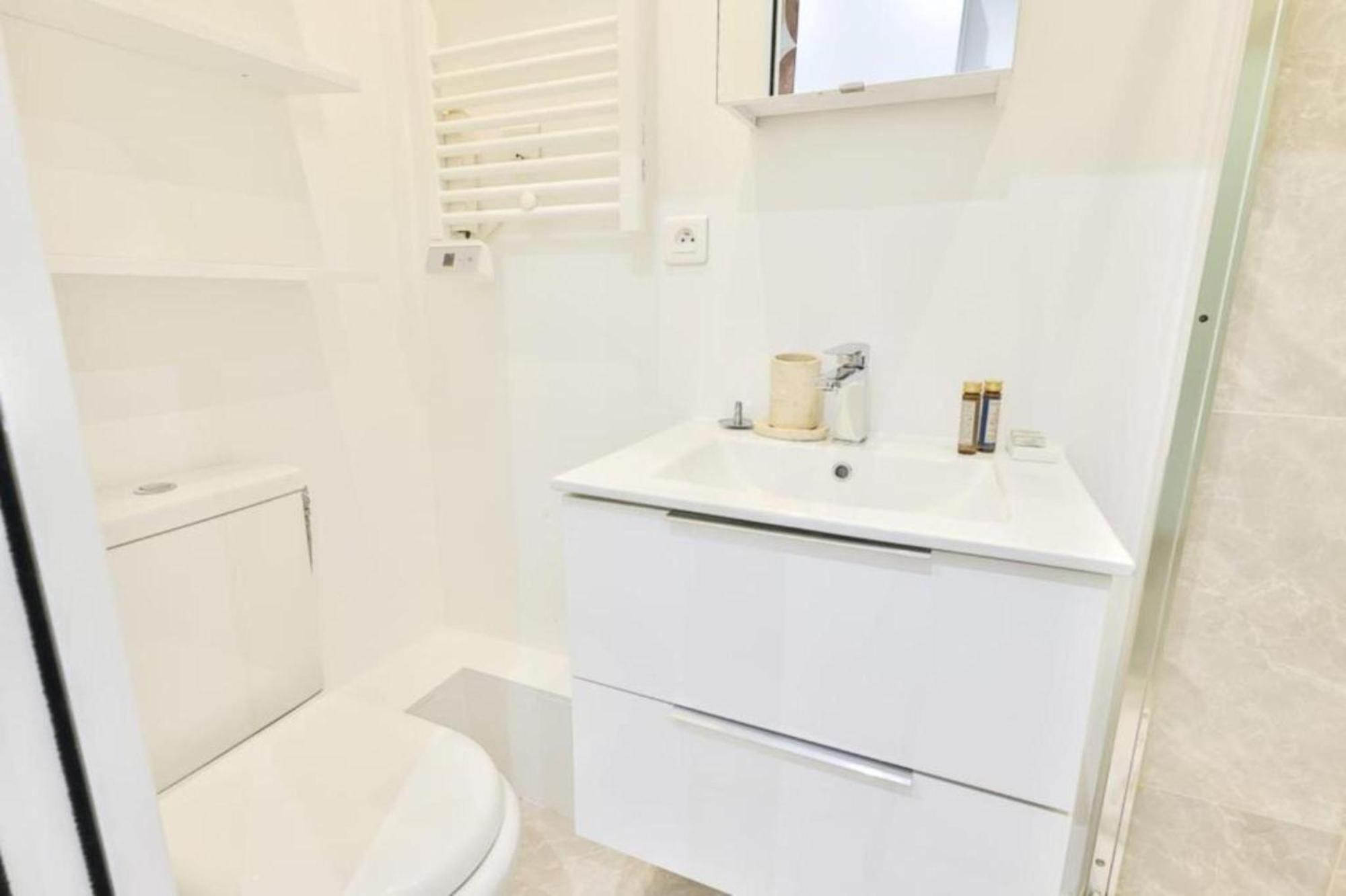 Charming Studio - 2P - Eiffel Tower Париж Екстериор снимка
