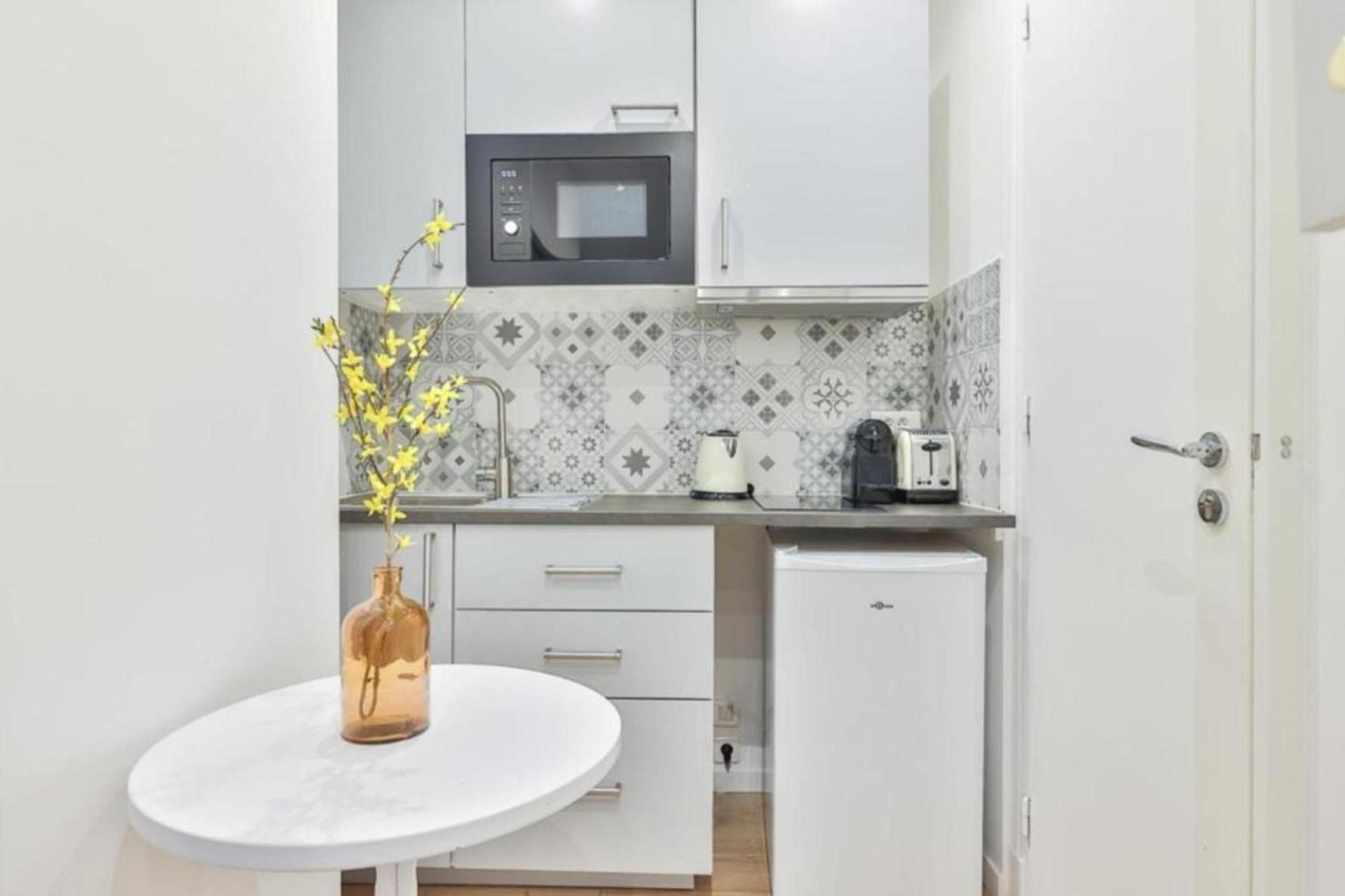 Charming Studio - 2P - Eiffel Tower Париж Екстериор снимка